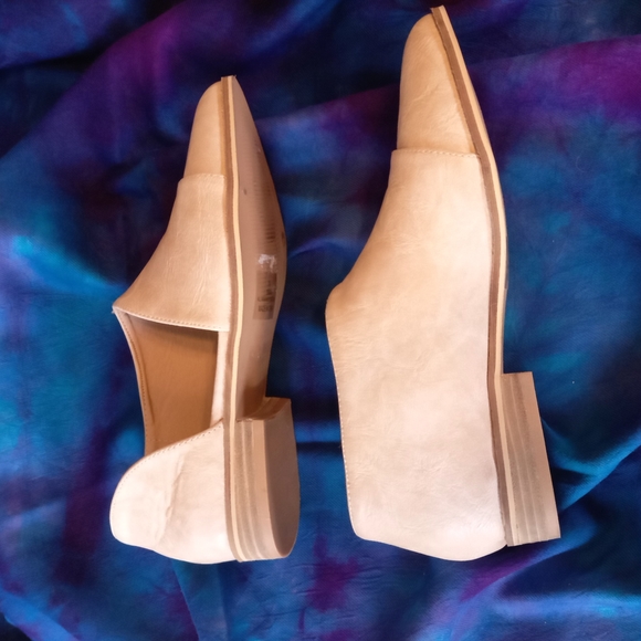 Catherine Malandrino Beige loafers - Picture 7 of 7